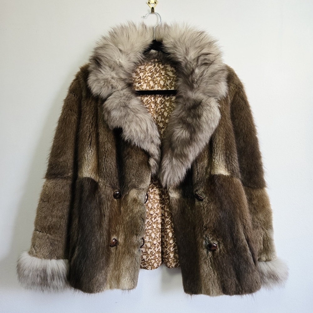 Vintage Brown Real Fur Coat 1960s-1970s Mid-Length  Double-Breasted